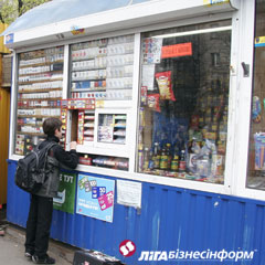 Блок Кличко требует снести киоски возле метро