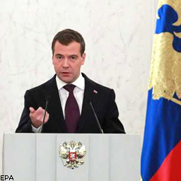 Медведев: Путин не имел права говорить о раскрытии теракта в "Домодедово"