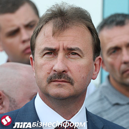 Попов грозит увольнениями киевским чиновникам